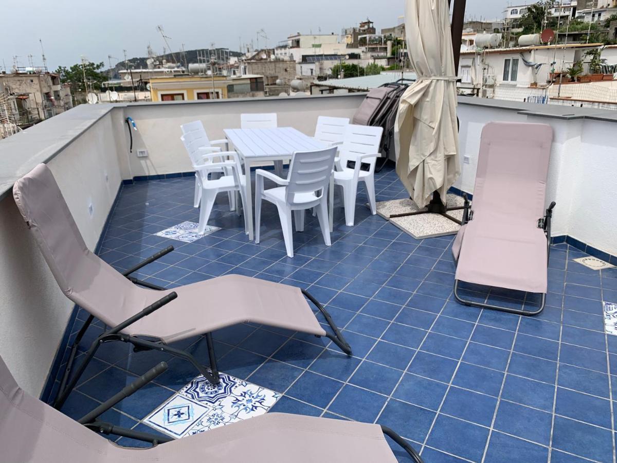 Don Lui Forio (Isola d'Ischia)